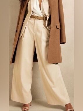 Banana Republic Cream Fabulous Wide Leg Jeans